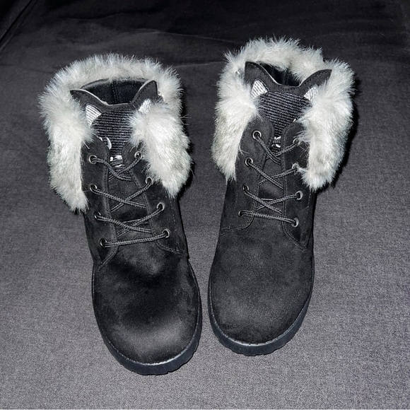 FABKIDS 🐱 ‘Cat Face’ Booties